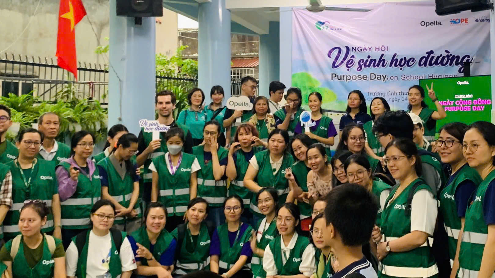 Công ty VPP Anh Phước và Sanofi Việt Nam chung tay vì cộng đồng tại Nhà tình thương Ái Linh